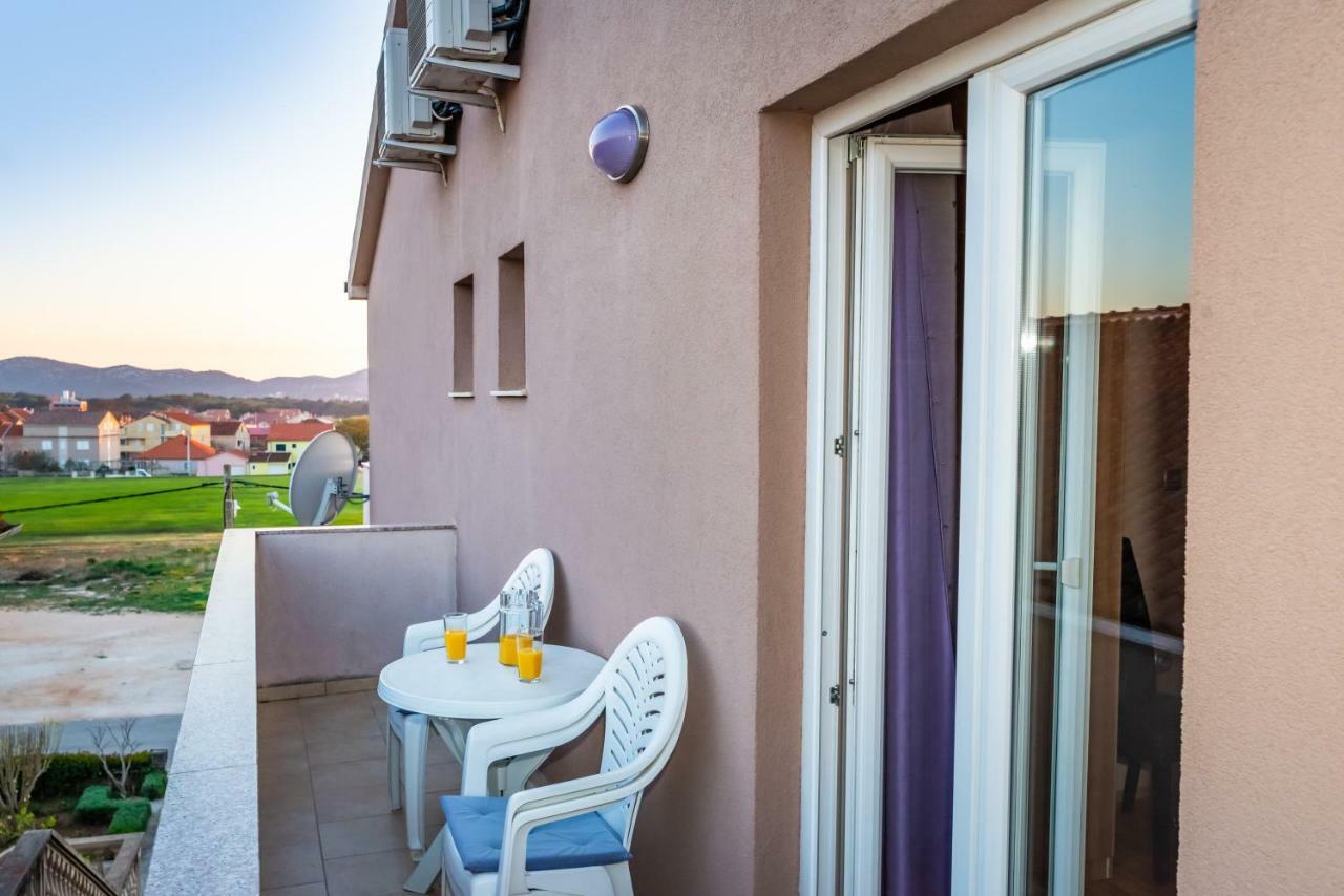 Apartment Adrian Biograd Na Moru Exterior foto